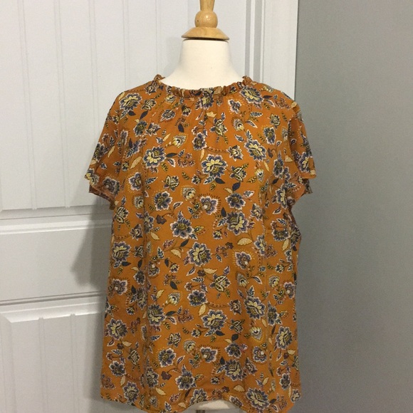 Forever 21 Tops - Forever 21 Blouse